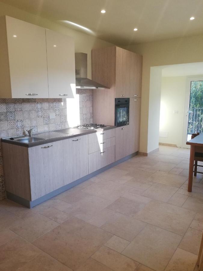 Appartement La Torretta Di Piero Con Terrazzi E Parcheggio Privato Citra Zero Zero Ottanta 31Lst0282 à Imperia Extérieur photo